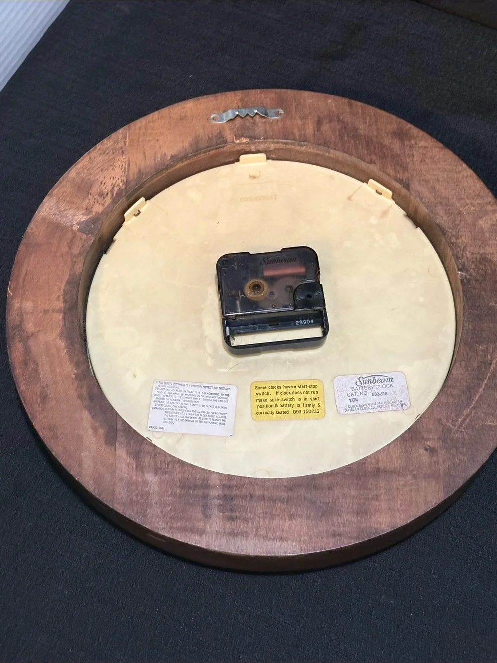 vintage Mid century Modern 11” Sunbeam round wooden wall clock works!